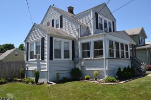 446 Maple Ave, Bound Brk, NJ 08805-1246