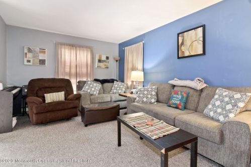 624 Mistletoe Ave, Point Pleasant Beach NJ  08742-2706 exterior