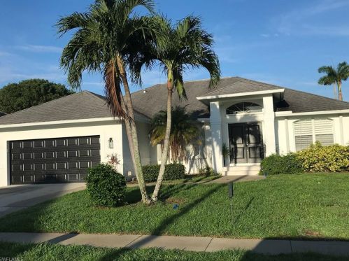 194 Clyburn St, Marco Island, FL 34145-4601