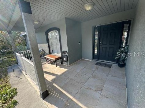 472 Dove Dr, Kissimmee, FL 34759-4417
