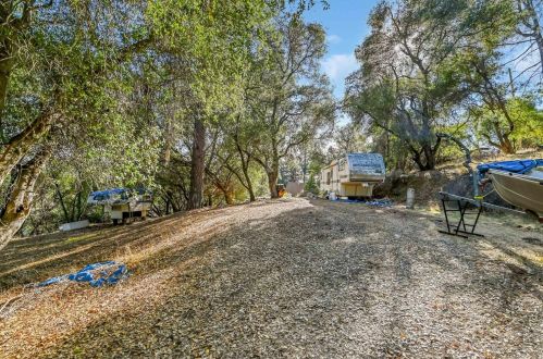 5033 Darby Ln, Vallecito CA  95247-9505 exterior