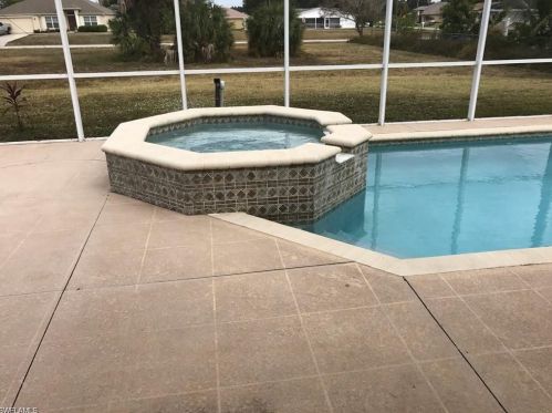 1421 6th Ave, Cape Coral FL  33909-1360 exterior