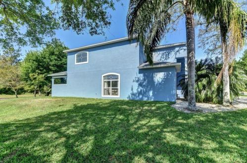 802 Whispering Wind Ct, Daytona Beach FL  32128-7515 exterior