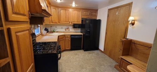 246 Morningside Ave, Wall, PA 15148-1131