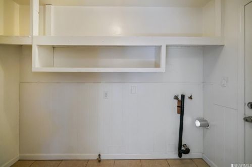 9637 D St, Oakland CA 94603-2437 exterior