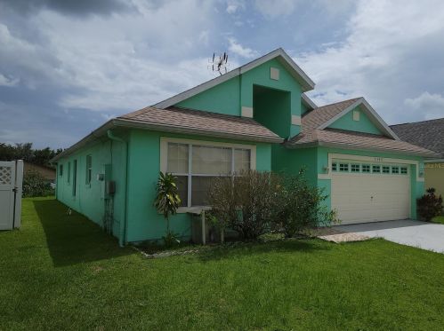 1340 Sierra Cir, Kissimmee, FL 34744-3659