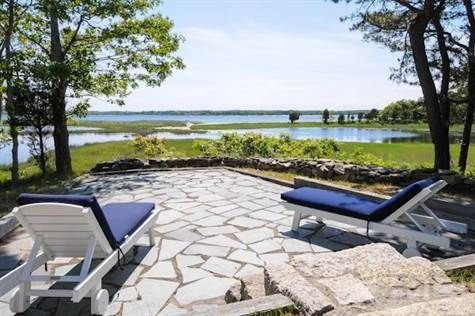 53 Long Beach Rd, Wareham, MA 02571-2106