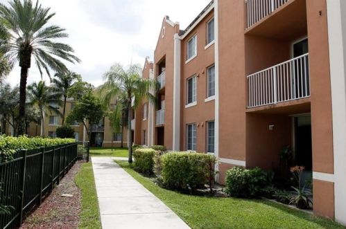 655 111th Ave, Hollywood, FL