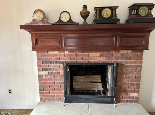 205 Old Clove Rd, Wantage, NJ 07461-3041
