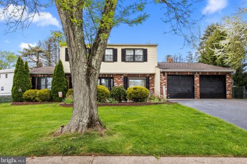 118 Colonial Dr, Langhorne, PA 19047-2618