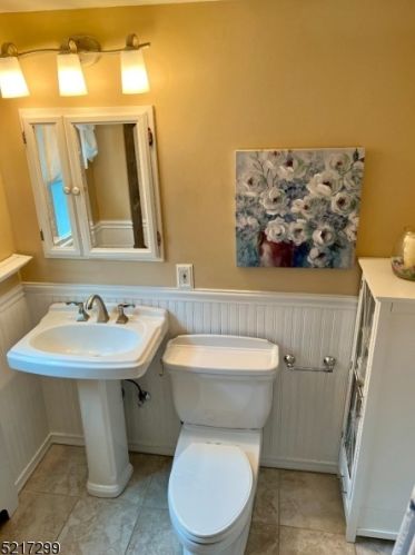 16 Haines Dr, Bloomfield NJ  07003-2906 exterior