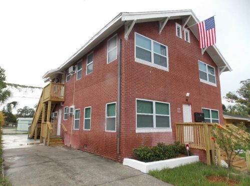 1761 19th St, Saint Petersburg, FL 33712-2800
