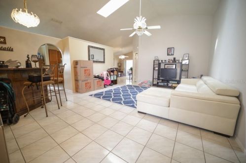 7651 Coconut Creek Ct, Orlando, FL 32822-8408