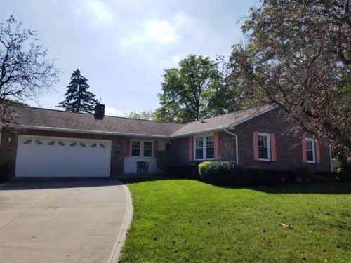 1012 Canterbury Dr, Celina OH  45822-1169 exterior