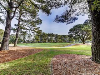 4 Cottage Cir, Bluffton SC  29910-4838 exterior