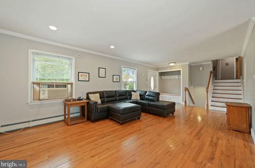 100 Spring Ter, Browns Mills NJ  08015-6502 exterior