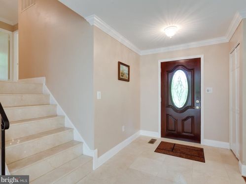 10522 Brevity Dr, Great Falls VA  22066-1736 exterior