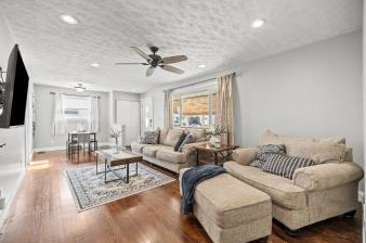 207 Fellows Ave, West Jefferson OH  43162-1474 exterior