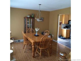 124 Gridley St, Bristol, CT 06010-6209
