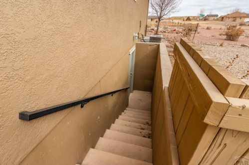 1301 Challenger Dr, Pueblo CO 81007-1260 exterior