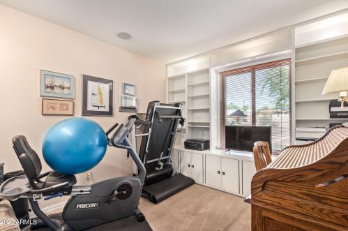 15808 8th Pl, Phoenix AZ 85042-4303 exterior