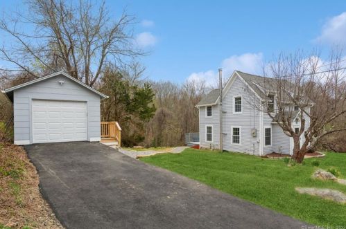 285 Mile Creek Rd, Lyme, CT 06371-1815