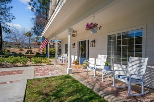 41664 Camino Del Vino, Temecula CA  92592-8439 exterior