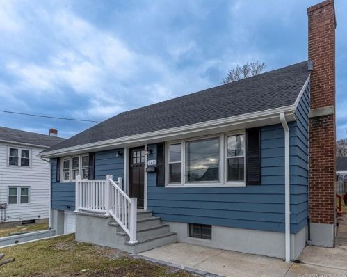 324 Truman St, Bridgeport, CT 06606-4972