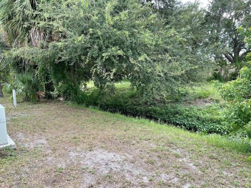 34202 Canal Dr, Pinellas Park FL  exterior