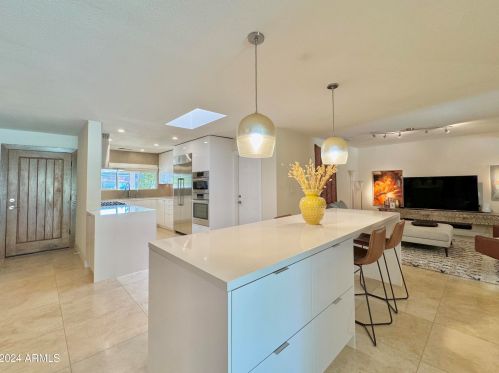 6018 Osborn Rd, Scottsdale AZ  85251-5476 exterior