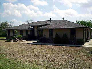 4214 Meridian Rd, Ardmore, OK 73401-9319
