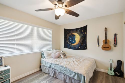 857 Crosby Ave, Simi Valley CA  93065-5012 exterior