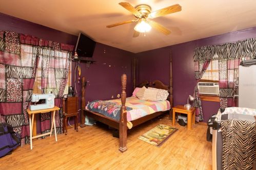 14010 Wp Ln, Thonotosassa FL  33592-4204 exterior