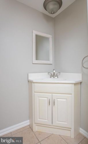 174 Ardwick Ter, Lansdale PA 19446-4925 exterior