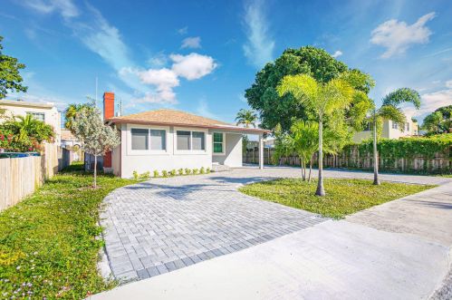 931 Ortega Rd, West Palm Beach, FL 33405-1123