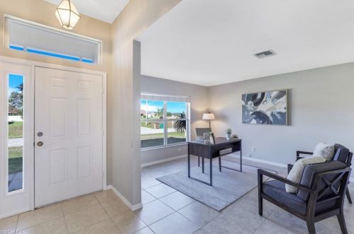 18 28th St, Cape Coral, FL 33993-3001
