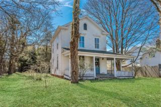 52650 Route 25, Southold, NY 11971-4621