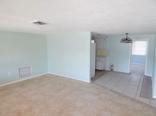 7325 Ashwood Dr, Port Richey, FL 34668-1511