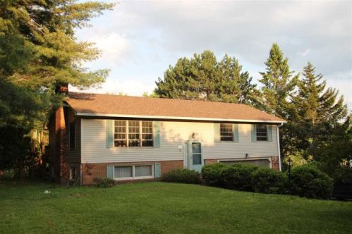 29 Tamarack Ln, Barre, VT 05641-9743