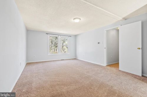 554 Hinckle Ave, Trenton NJ  08628-2805 exterior