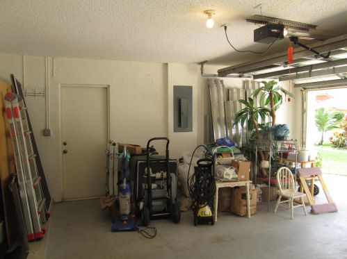 3879 Jonathans Way, Boynton Beach FL  33436-8524 exterior