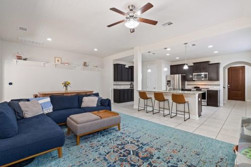 6629 Alleyton Dr, Austin TX 78725-2915 exterior