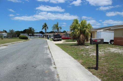 1350 Classic Dr, Tarpon Springs, FL 34691-4925