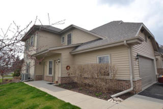 959 Autumn Ridge Ln, Hartford, WI 53027-2805