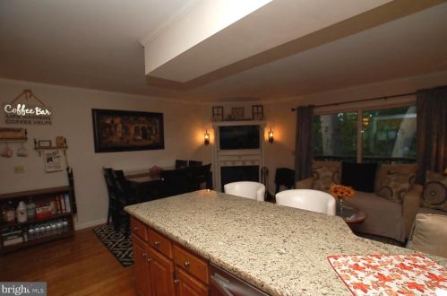 4825 Weatherhill Dr, Wilmington DE  19808-4376 exterior