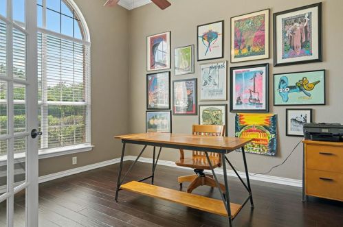 4216 Sharondale Dr, Lewisville TX  75022-0958 exterior