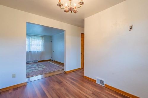 3104 Valley Ridge Rd, Mckeesport PA  15133-2412 exterior