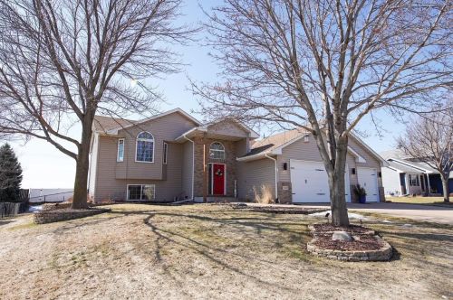 12183 Walnut Dr, Otsego, MN 55374-4512