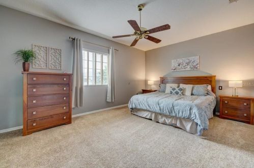 4227 Harbor Lake Dr, Lutz FL  33558-9710 exterior