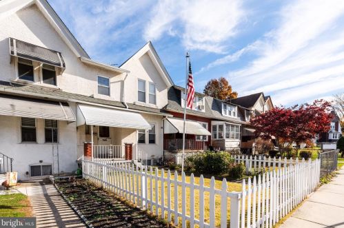 18 Maple St, Boothwyn, PA 19061-4613